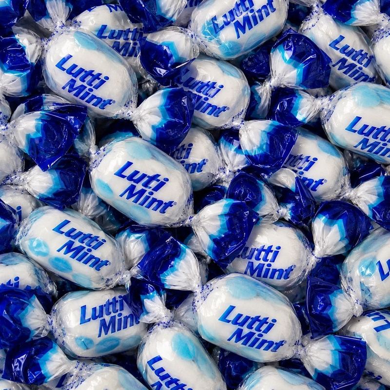 Lutti Mint : bonbons à la menthe en papillotes blanches et bleues